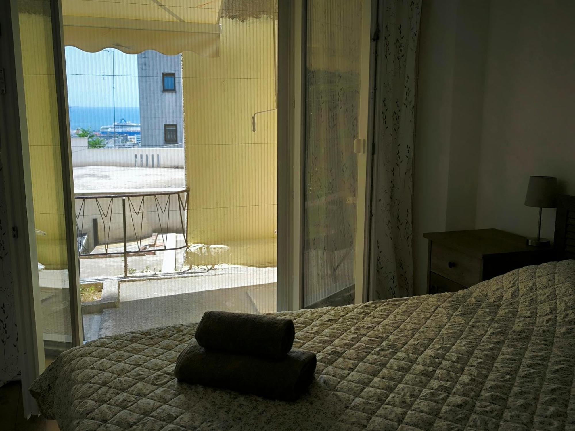 Port View, Veranda, 80 Sqm, Spacious Place For 6 Tessalónica Exterior foto