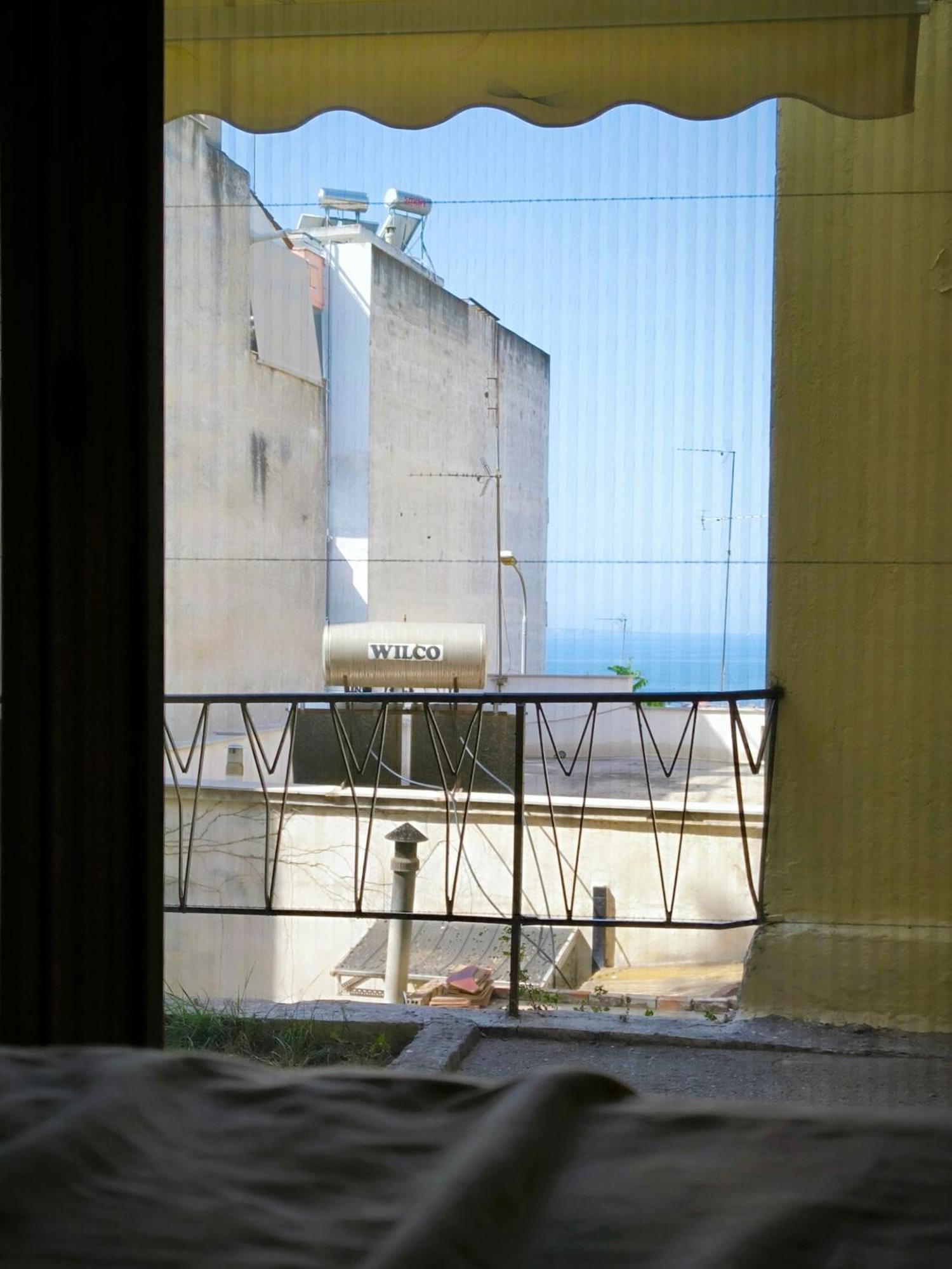 Port View, Veranda, 80 Sqm, Spacious Place For 6 Tessalónica Exterior foto